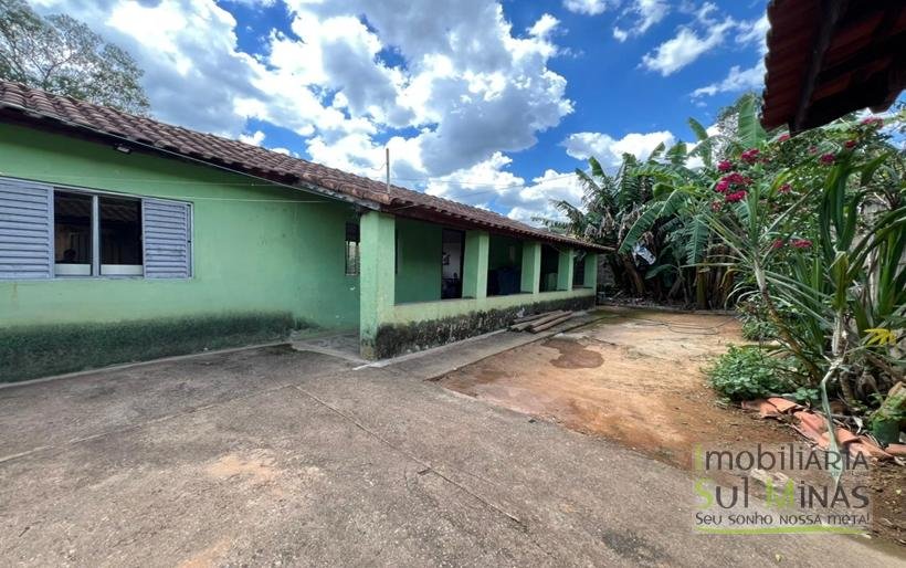 Chácara de 12.000m² a 9Km do Centro À Venda em Cambuí MG COD2214 (3)