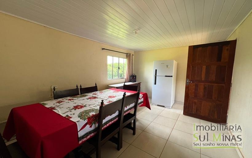 Chácara de 12.000m² a 9Km do Centro À Venda em Cambuí MG COD2214 (9)