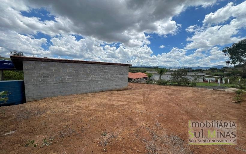 Chácara de 2000m à Venda em Estiva MG COD2308 (11)