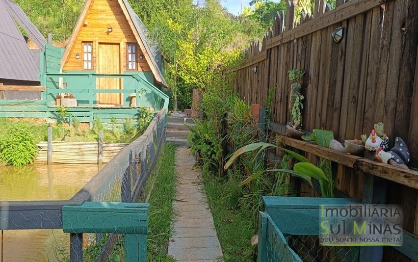 Chácara em Bairro Estruturado de Chácaras no Córrego do Bom Jesus MG COD1917 (1)