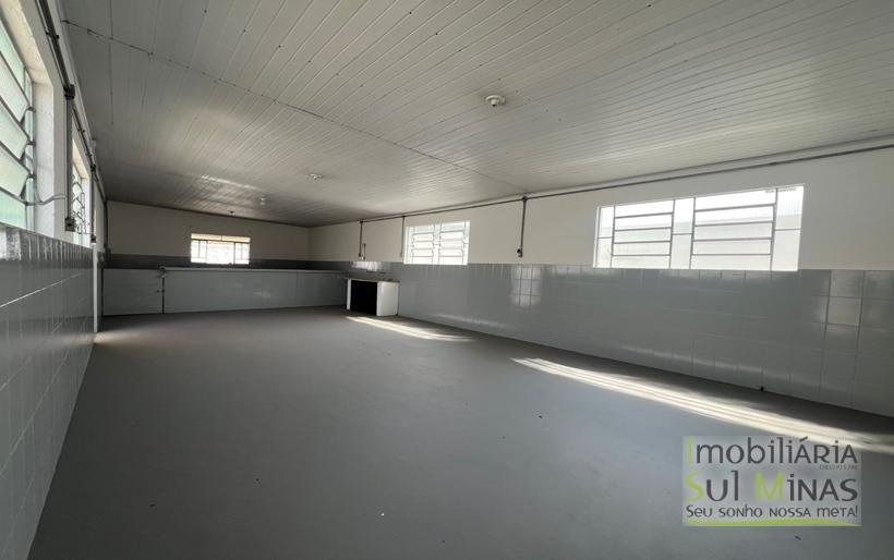 Galpão Industrial para Locação – 1.700 m² às margens da Fernão Dias Cambuí MG COD2306 (10)