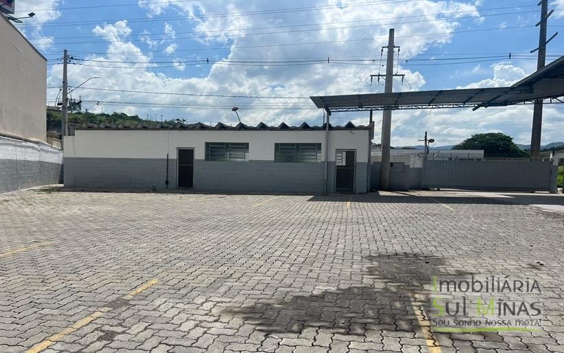 Galpão Industrial para Locação – 1.700 m² às margens da Fernão Dias Cambuí MG COD2306 (11)
