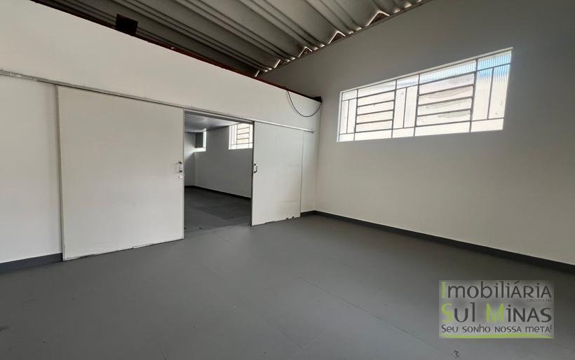 Galpão Industrial para Locação – 1.700 m² às margens da Fernão Dias Cambuí MG COD2306 (12)