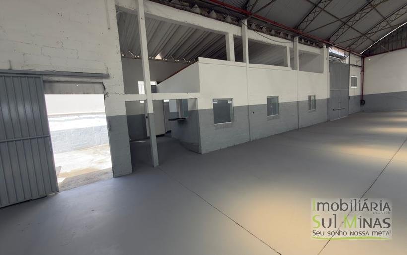 Galpão Industrial para Locação – 1.700 m² às margens da Fernão Dias Cambuí MG COD2306 (39)