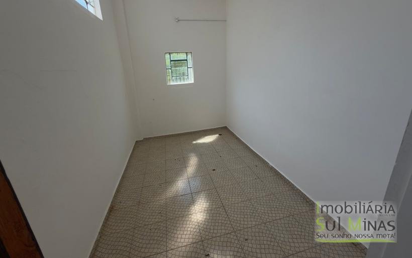 Galpão Industrial para Locação – 1.700 m² às margens da Fernão Dias Cambuí MG COD2306 (41)