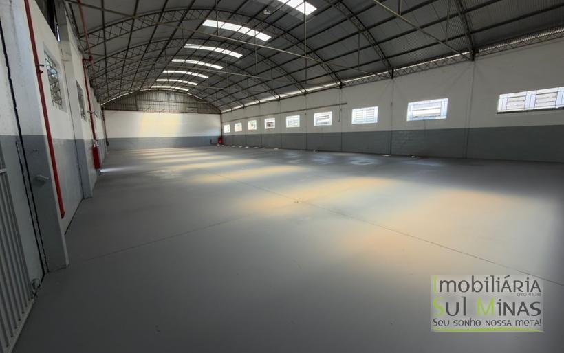Galpão Industrial para Locação – 1.700 m² às margens da Fernão Dias Cambuí MG COD2306 (7)