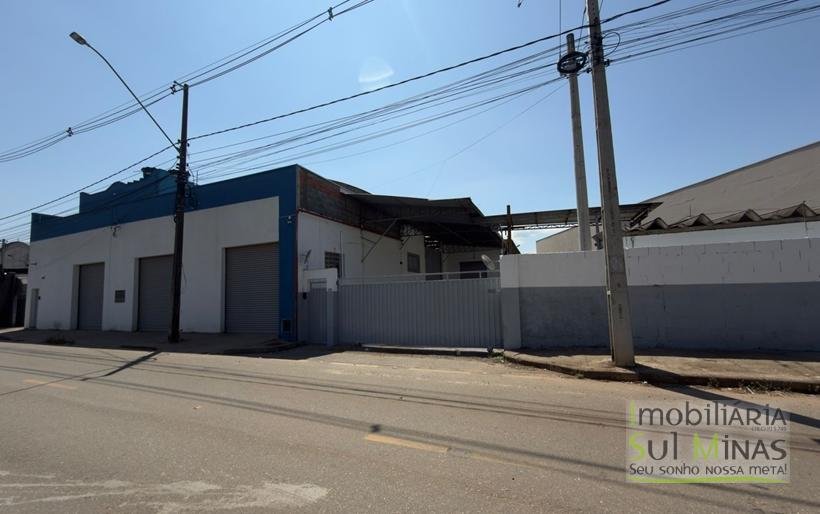 Galpão Industrial para Locação – 1.700 m² às margens da Fernão Dias Cambuí MG COD2306 (8)