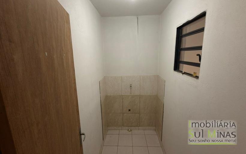 Galpão industrial disponível para locação em CambuíMG, com 750 m² COD2321 (2)