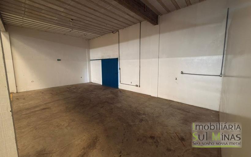 Galpão industrial disponível para locação em CambuíMG, com 750 m² COD2321 (4)