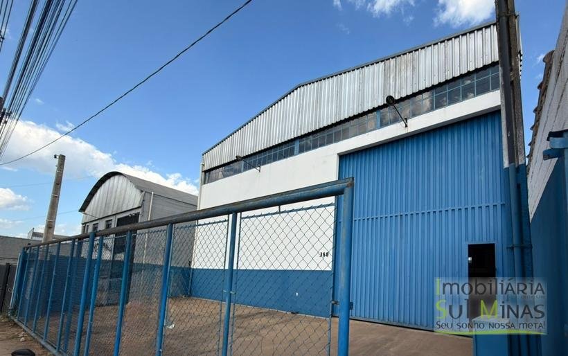 Galpão industrial disponível para locação em CambuíMG, com 750 m² COD2321 (9)