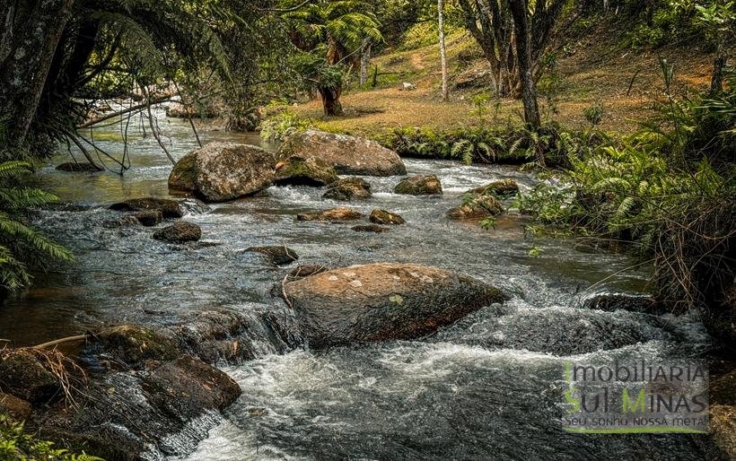 Terreno Exclusivo de 3.168 m² à Venda em Gonçalves – MG COD2320 (19)