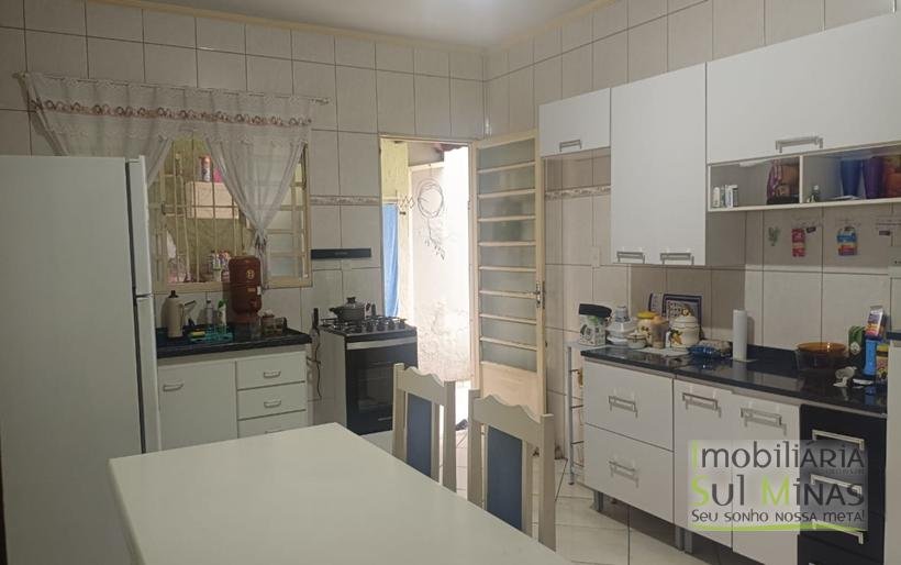 Casa Localizada Em Ótimo Bairro À Venda em Cambuí MG COD2337 (13)