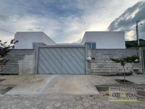 Casa Nova e Plana à Venda no Córrego do Bom Jesus COD2331 (13)