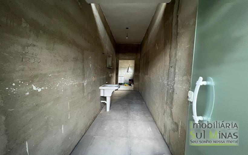 Casa Nova e Plana à Venda no Córrego do Bom Jesus COD2331 (6)