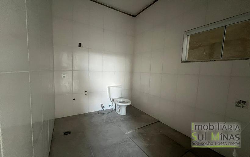 Casa Nova e Plana à Venda no Córrego do Bom Jesus COD2331 (8)