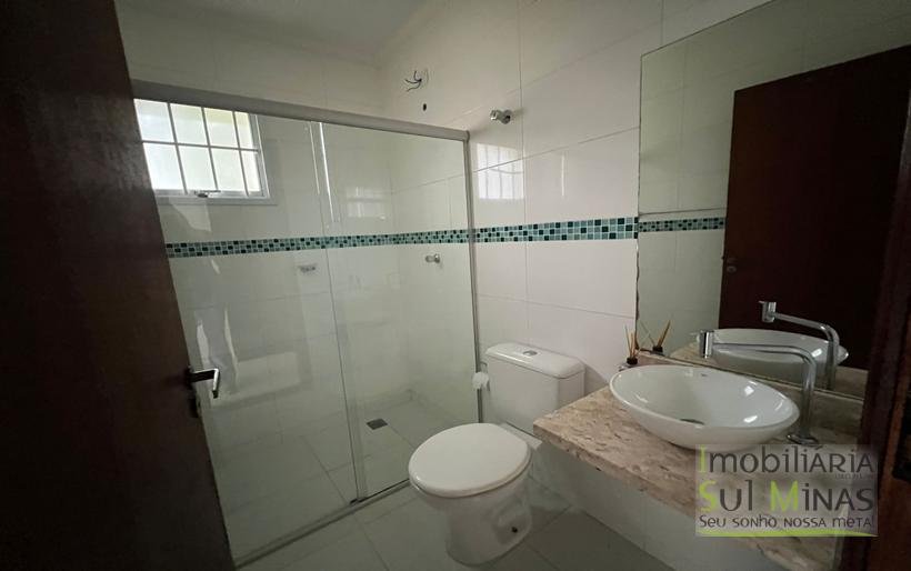 Casa para Locação em Cambuí Bairro de Alto PadrãoCOD2327 (1)