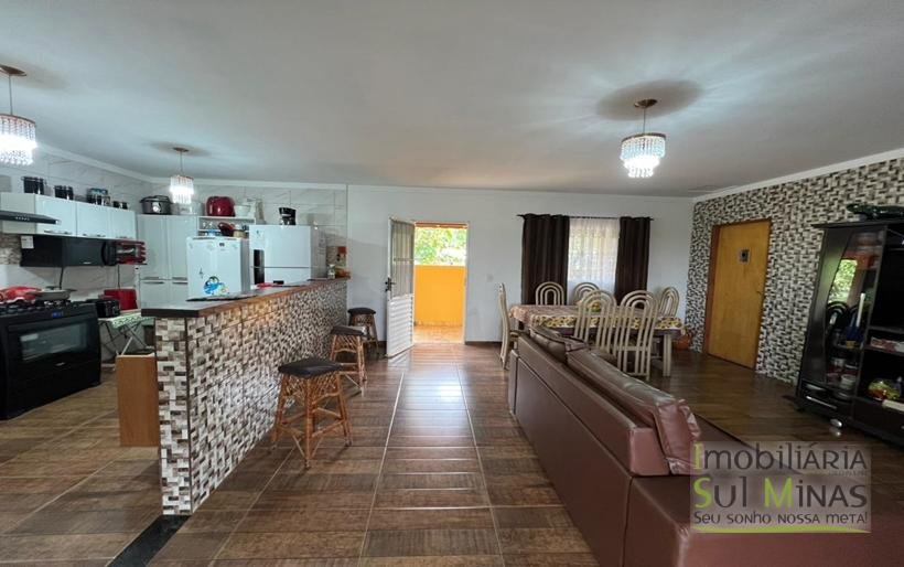 Chácara com 1490m² a 6km do centro de Cambuí MGCOD1843 (10)