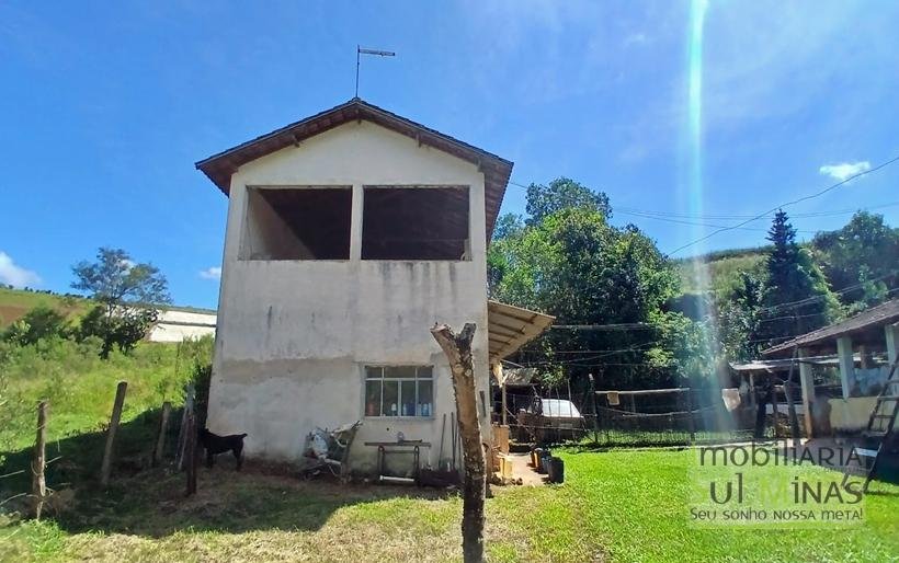Chácara com 9.000m² à Venda em Cambuí–MGCOD2339 (12)
