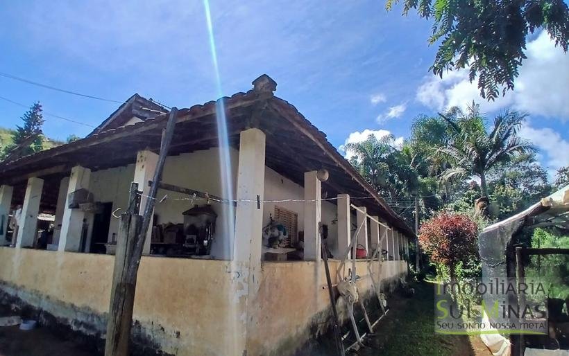 Chácara com 9.000m² à Venda em Cambuí–MGCOD2339 (2)