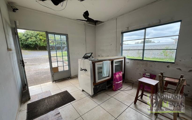 Chácara de 5000m ² com barracão e moradia as margens da Fernão DiasCOD2324 (30)