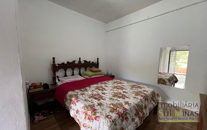 Chácara de 5000m ² com barracão e moradia as margens da Fernão DiasCOD2324 (5)