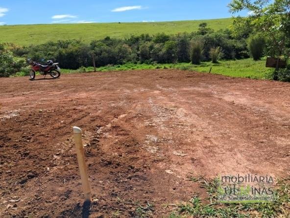 Lote Plano Com 130m² À Venda em Cambuí MG COD2345 (3)