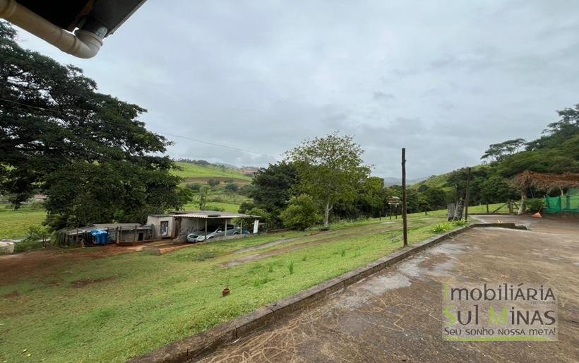 Sítio de 67600m ² a 800m da Fernão Dias COD2335 (8)