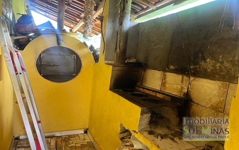 Sítio de 67600m ² a 800m da Fernão Dias COD2335 (9)