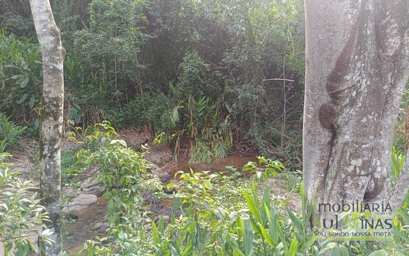 Sítio na Estrada de Monte Verde – A 4 km do Centro de Camanducaia À Venda COD2332 (12)