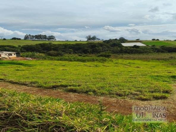 Terreno de 2000m ² a 6,5km da Fernão Dias à Venda em Estiva COD2326 (3)