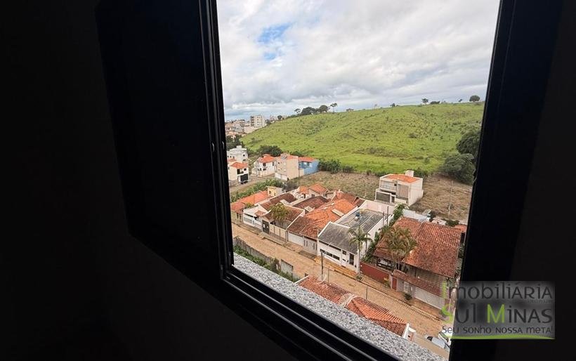 Apartamento Amplo À Venda no Centro de Cambuí MG – 88 m² – Alto Padrão – 3 quartos COD2374 (6)