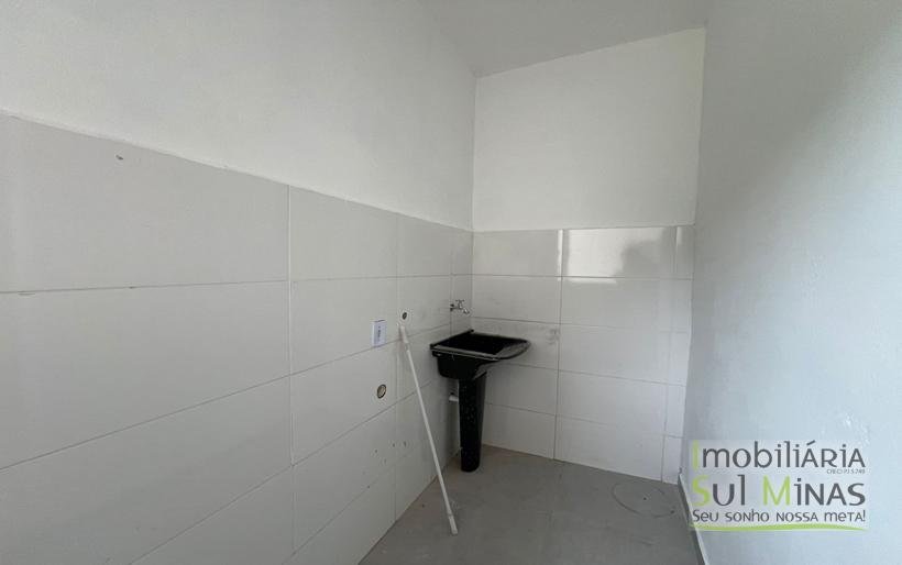 Apartamento com 2 dormitórios À Cinco minutos do Centro de Cambuí MG Para Locação COD2353 (2)