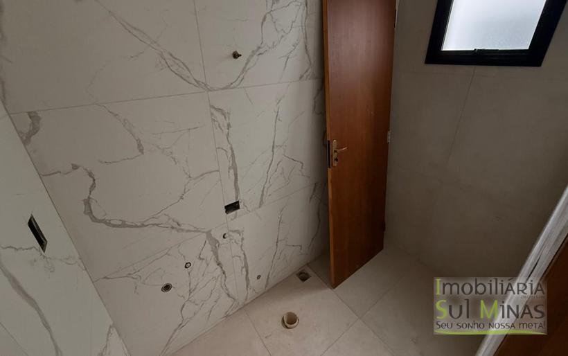 Apartamento com 3 quartos à venda no Centro de Cambuí MG – 75 m² – 2 vagas COD2373 (11)