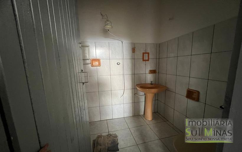 Casa Com Entrada Independente para Locação em Cambuí MG COD2358 (1)