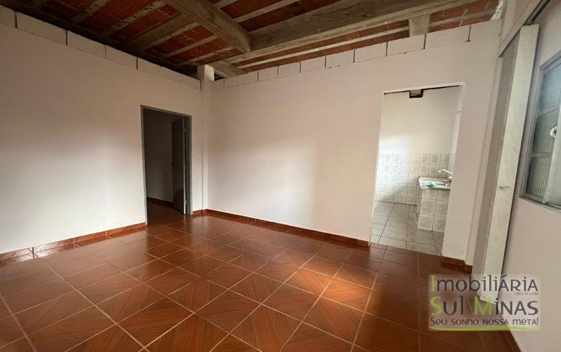 Casa Com Entrada Independente para Locação em Cambuí MG COD2358 (7)