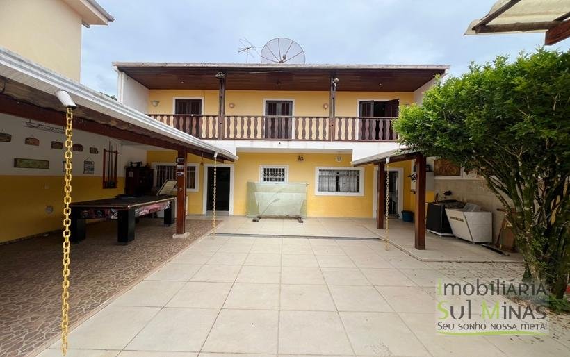 Casa Com Jacuzzi e Sauna À Venda em Cambui MG COD2362 (10)