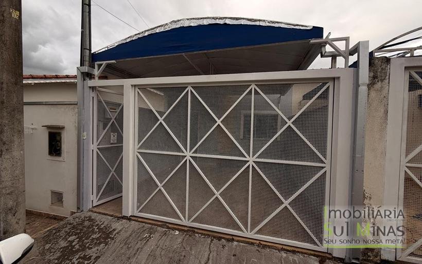 Casa Em Ótima Localização Para Locação em Cambuí MG COD2366 (6)