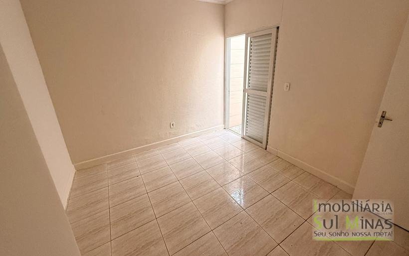 Casa Em Ótima Localização Para Locação em Cambuí MG COD2366 (8)