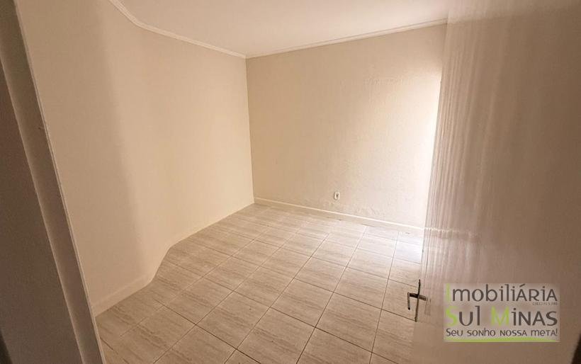 Casa Em Ótima Localização Para Locação em Cambuí MG COD2366 (9)