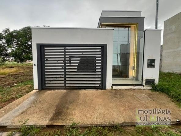 Casa Plana Nova e Moderna à Venda em Cambuí – MG COD2363