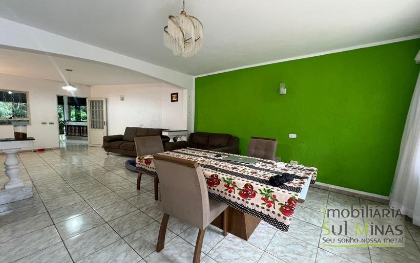 Casa com 4 dormitórios e área verde à venda no Córrego do Bom JesusCOD2347 (17)