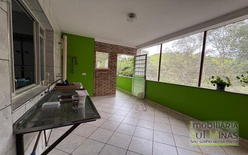 Casa com 4 dormitórios e área verde à venda no Córrego do Bom JesusCOD2347 (23)