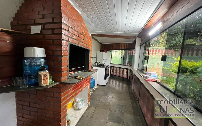 Casa com 4 dormitórios e área verde à venda no Córrego do Bom JesusCOD2347 (25)