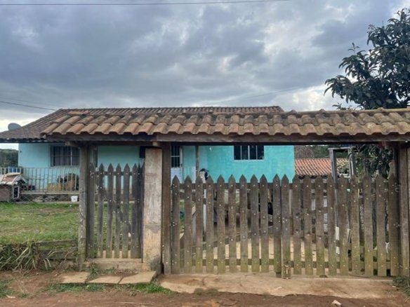 Chácara de 1.600 m² próxima da cidade à Venda em Senador Amaral MG Cód. 2054 (10)
