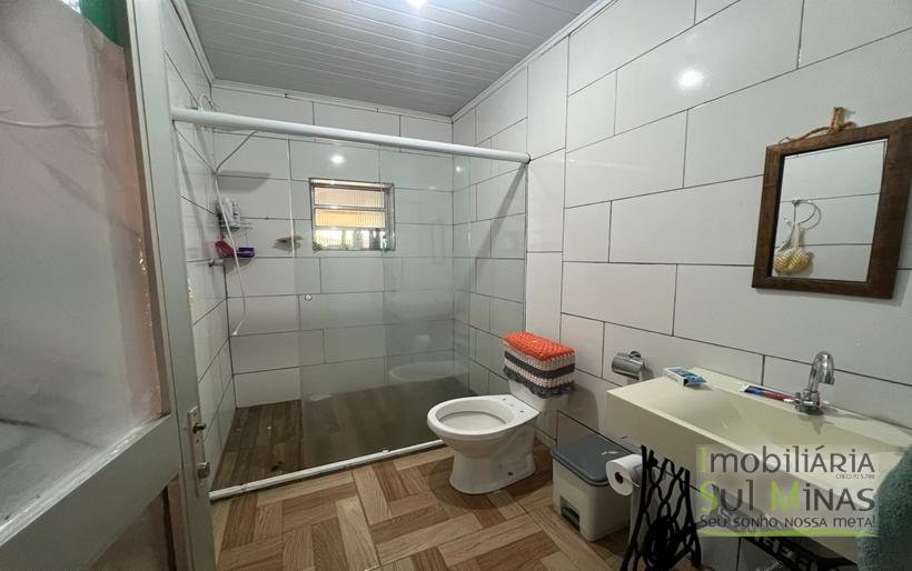 Chácara de 2000m ² com lago de peixe a venda em Cambui MG (17)