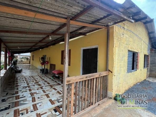 Chácara de 2000m ² com lago de peixe a venda em Cambui MG (2)