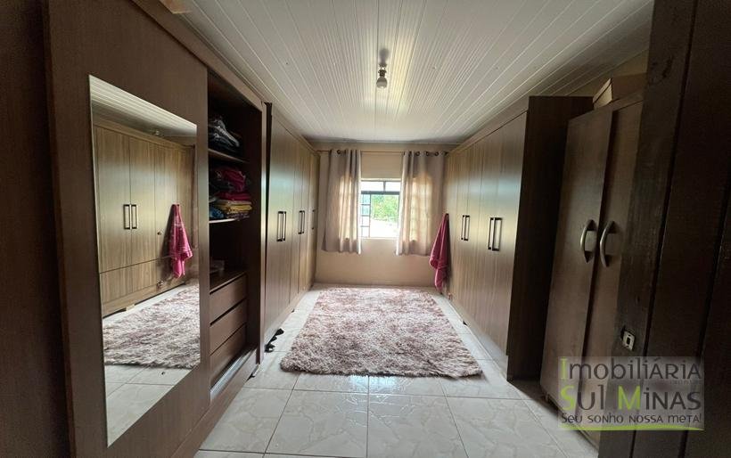 Chácara de 2000m ² com lago de peixe a venda em Cambui MG (22)