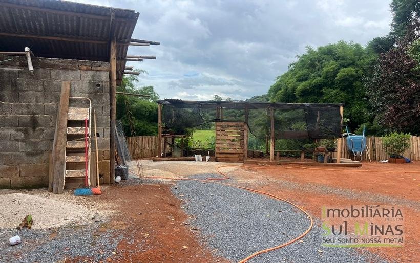Chácara de 2000m ² com lago de peixe a venda em Cambui MG (9)