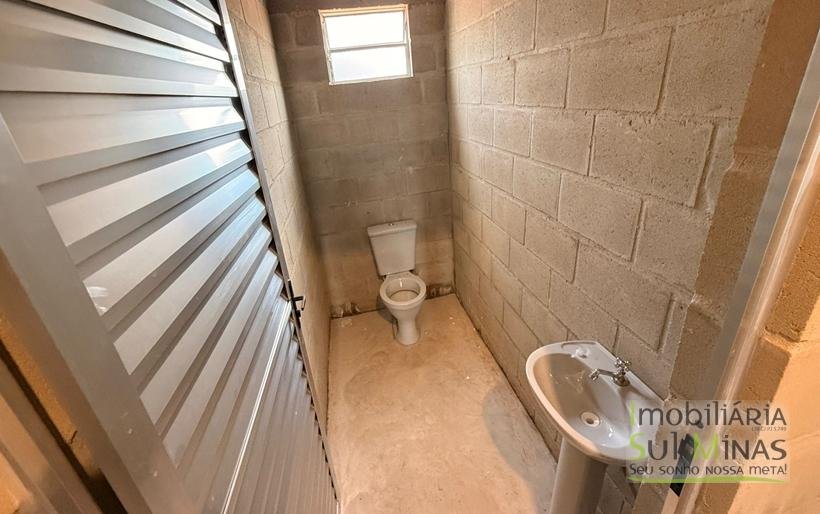 Galpão para Locação em CambuíMG – com área total de 665 m COD2229 (15)