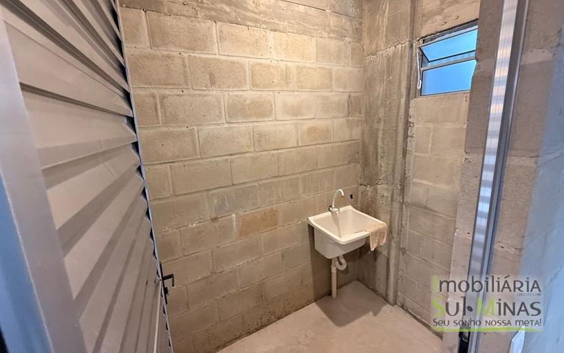 Galpão para Locação em CambuíMG – com área total de 665 m COD2229 (16)